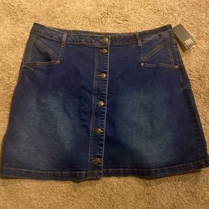 FRYE womens plus denim jean skirt button down NEW NWOT Sz 22W